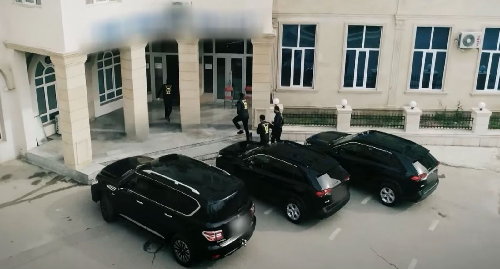 Bakı limanında "mafiya filmi" ssenarisi - 3 milyonu aradan çıxardılar