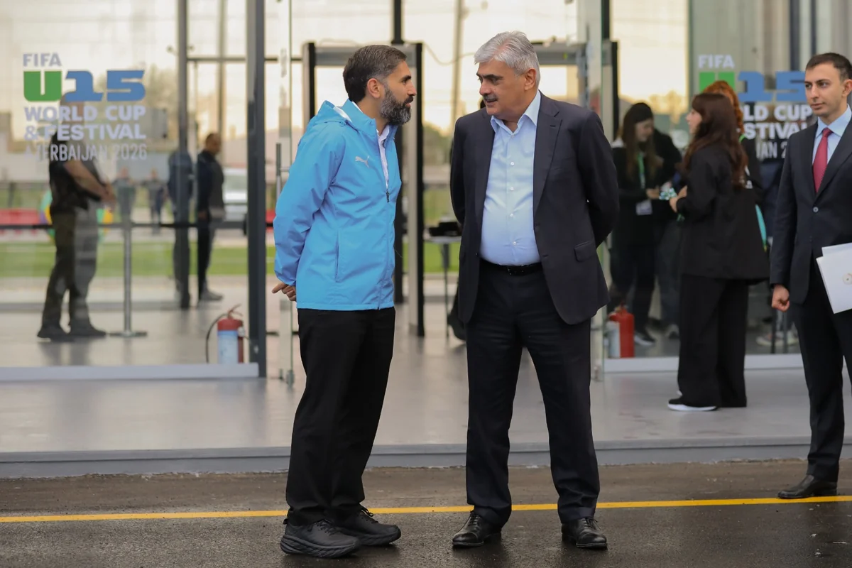 FİFA Prezidenti Hövsan Yarış Kompleksində olub - FOTOLAR — foto 3