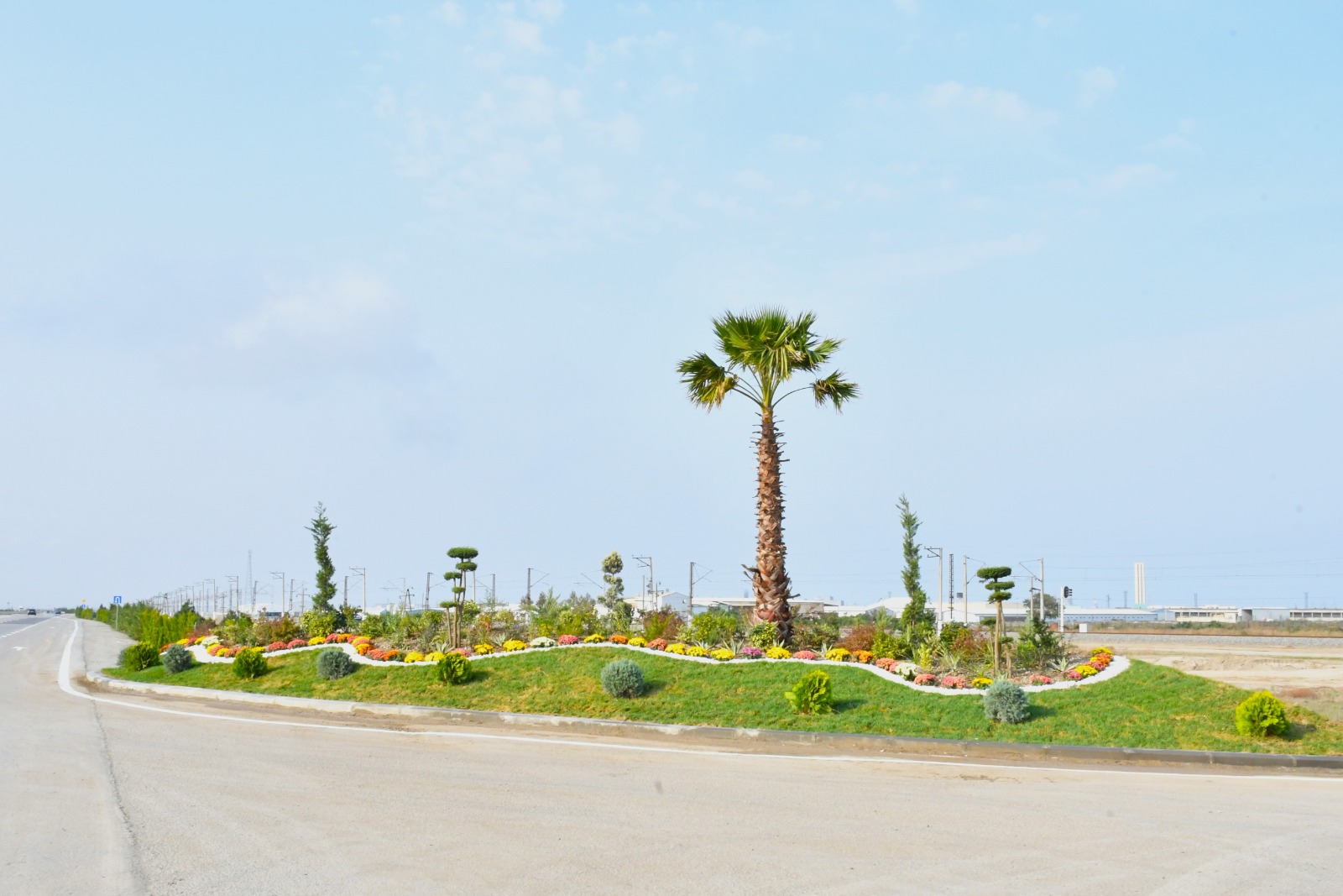Abşeron rayonunda genişmiqyaslı abadlıq-quruculuq işləri davam etdirilir — foto 26