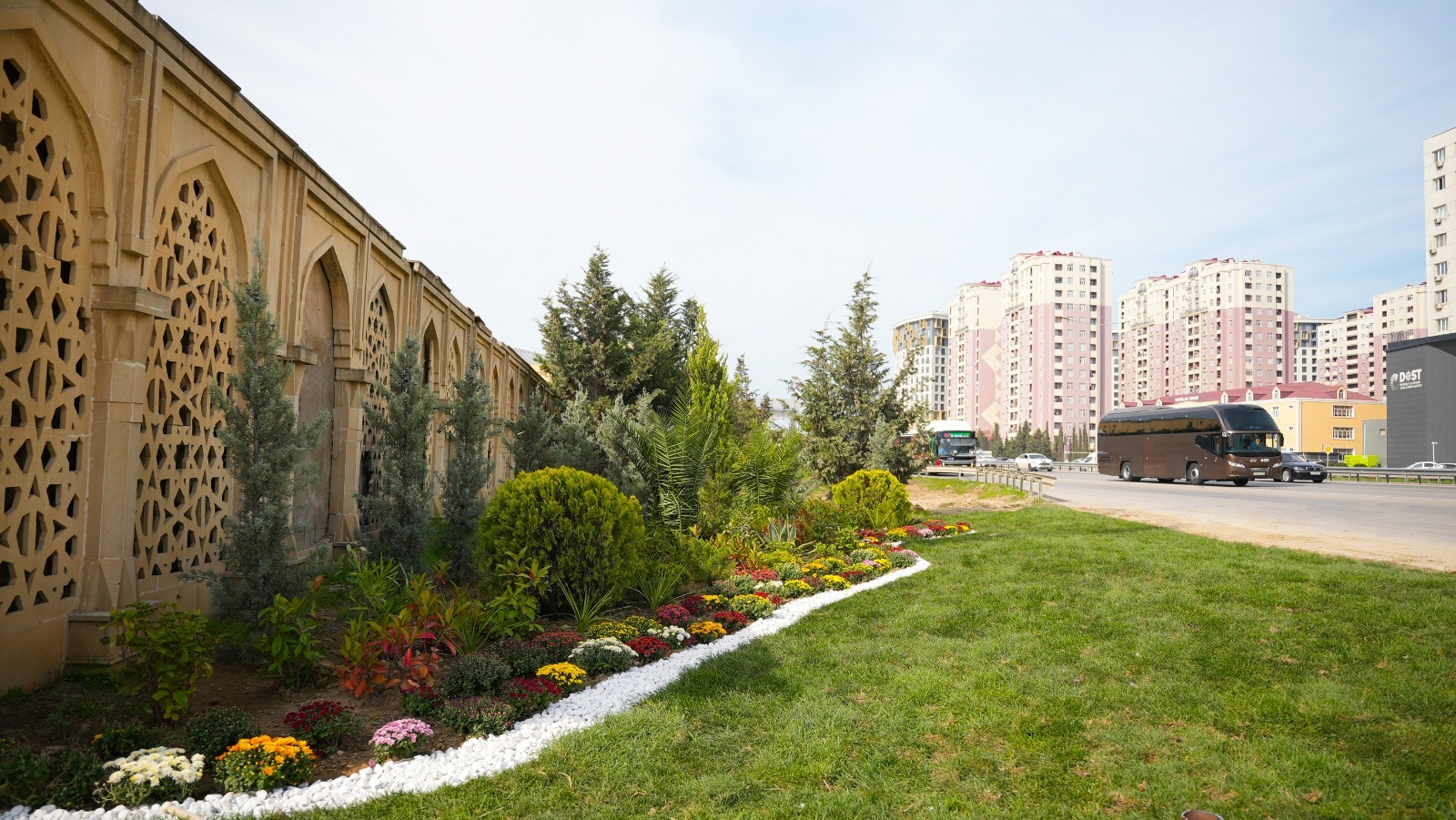 Abşeron rayonunda genişmiqyaslı abadlıq-quruculuq işləri davam etdirilir — foto 15