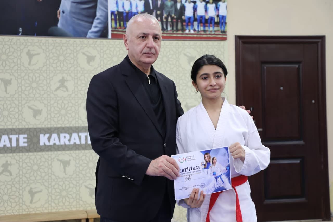 Bakıda uşaq və xanım idmançıların karate seminarı keçirildi - FOTOLAR — foto 7
