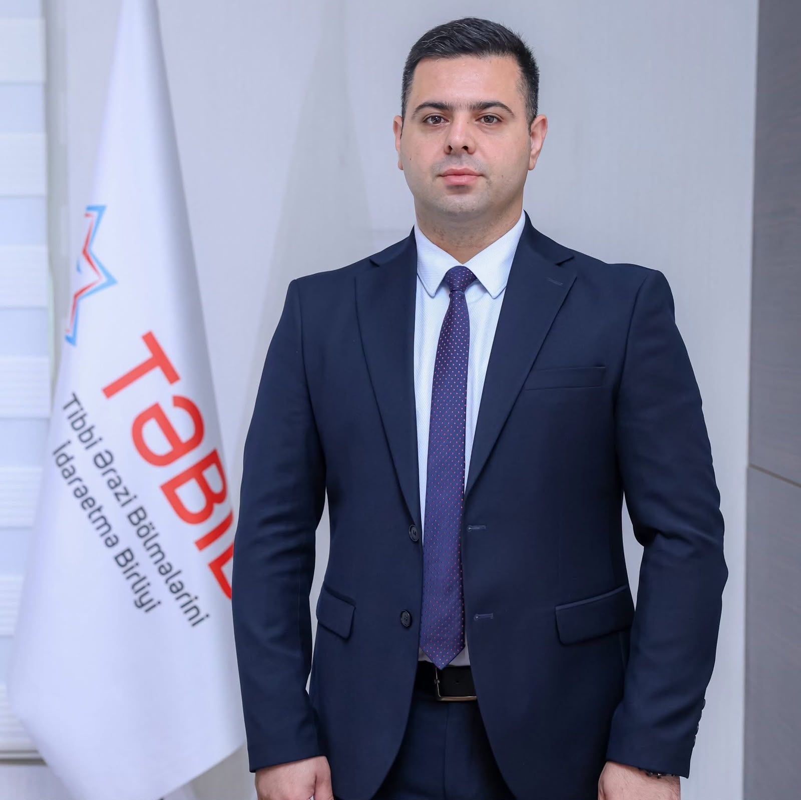 Anar Bayramov TƏBİB-in mətbuat katibini nazirliyə apardı - YENİ KADR DƏYİŞİKLİYİ