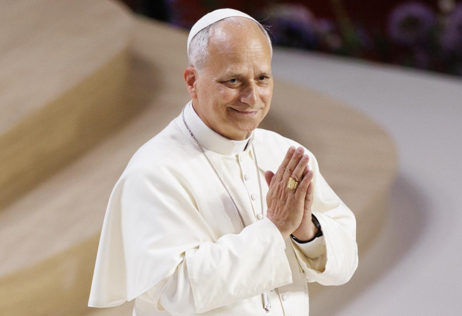 Papa XIV Leonun ağciyərindən bədxassəli şiş çıxarılıb xəbəri üçün şəkil